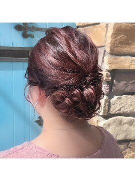 ミル(1001 mille) 王道!結婚式のお呼ばれヘアアレンジ【1001mille】