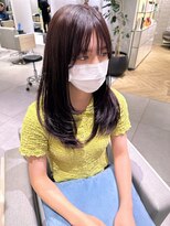 ステア ケース(stair case)&nbsp;大人かわいい黒髪フェイスレイヤーロング前髪あり