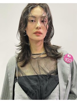 バイオレット ナゴヤ(Violet Nagoya) ハイレイヤー♪ レイヤーカット ローライトカラー 外国人風