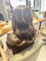 ビスイル 秋葉原店(Vis ill)&nbsp;ブリーチあり秋色カラーオリーブカラーミディアムレイヤー