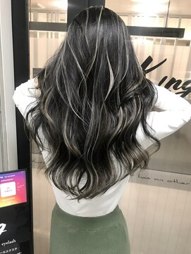 キング(K!ng) 縮毛矯正髪質改善ハイライトレイヤーカット枚方美容室エクステ