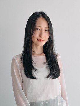 クイ(quii) ★エアリーレイヤーカットホワイトグレージュ30代40代顔周り広島