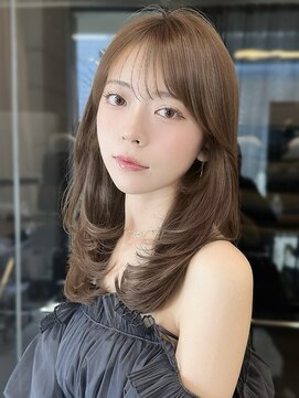 フォンズ(FONS) ワンカールが可愛い鎖骨ミディアム/韓国ハッシュカット薄め前髪