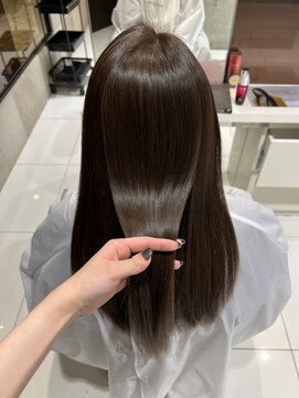 アヴァンスクロス あべのルシアス店(AVANCE.CROSS) ツヤ感ロングヘア