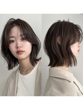 レイヤーボブオリーブグレージュカラー韓国ヘア
