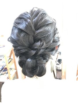 ロカット サロン(Roquat Salon) 編み込みアップアレンンジ【ヘアメイク　立川/八王子/立川南口】