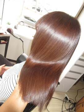 コア フィール ア デイ(COIFFURE A DAY) 【見附今町M3D】オススメピコカラーロング