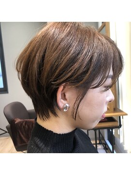 キートス(Kiitos) ＃kiitos西梅田くびれショート