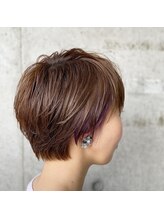 ユニーク ヘアサロン(Unique Hair Salon)&nbsp;インナーカラー ショート