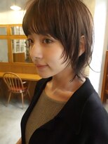 テテコケット(tete coquette)&nbsp;顔まわりの切りこみが可愛い、ナチュラルマッシュウルフ