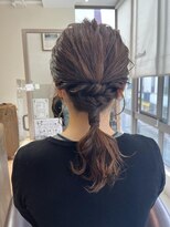 ザコーストバイネオリーブ 辻堂店(The coast by neolive)&nbsp;ゆるふわすぎないローポニーテール