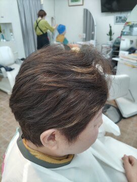 エムツー(M2) グラデーション