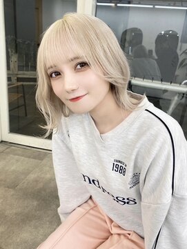 ドットハリス(.Hallis) ハイトーン/ホワイトカラー/髪質改善