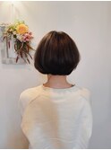 襟足短めショートボブ