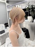 Blond