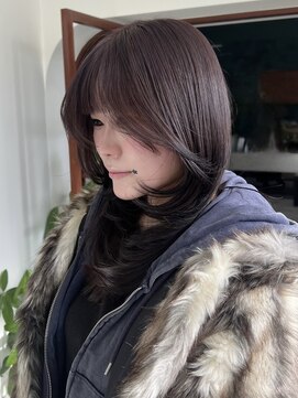 ソピ バイ インビテーション(sopi by invitation) ハッシュカット　顔まわりカット　ダークブラウン