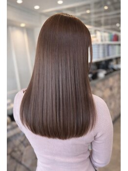ファンド 千葉(fand)の写真/【ふんわり自然なまっすぐヘア】思わず触れたくなるなめらかな指通り。手櫛でまとまる大人美髪へ＊[千葉]