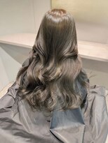 モク 神楽坂(mok)&nbsp;春夏おすすめ♪ブリーチなしで叶うオリーブベージュ