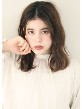 サーカス バイ ビュートリアム 青山(CIRCUS by BEAUTRIUM) ゆるふわ無造作ミディアムスタイル