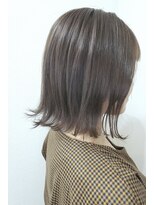 アスタリスク(asterisk)&nbsp;【asterisk】外ハネ×オリーブベージュ