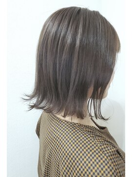 アスタリスク(asterisk) 【asterisk】外ハネ×オリーブベージュ