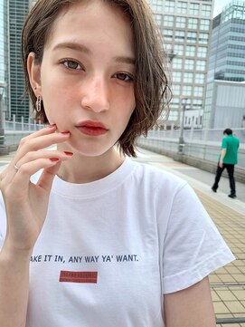 シー バイ ロンド 新宿(Sea by Lond) 【佐藤健太郎】大人かわいい外ハネ耳かけ小顔ショートボブ