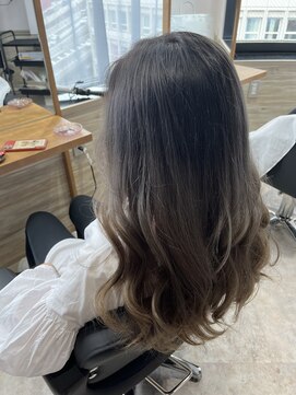 リーオオサカ(Lee Osaka) グラデーション×東芽生