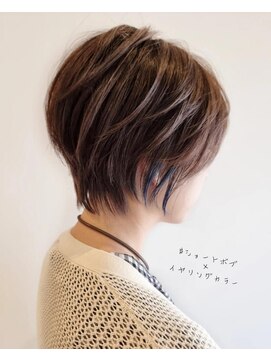 イデア 柏の葉コイルリンクガレージ店(IDEA) ナチュラルショート×イヤリングカラー