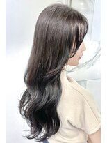 スージー(Suzy)&nbsp;暗髪艶感ロング◎大人グレージュ