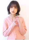 くびれボブで小顔効果！アッシュブラック透明感カラー