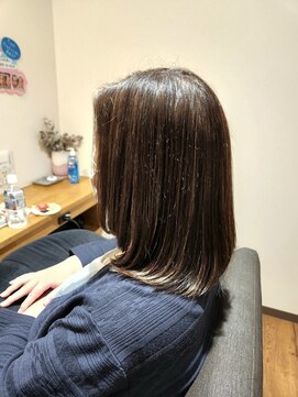 シー 豊川店(She) 極細ハイライト 30代、40代、50代