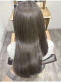 ＊赤みを抑えたオリーブベージュ＊　Sac.荻原日莉