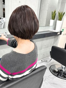 エンディアリング 東銀座(Endearing) ★レイヤーカット イメチェン 美髪 ホワイトブロンド