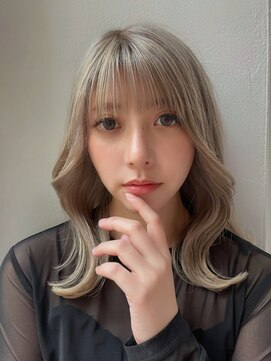 オーシャントーキョー サニー 原宿(OCEAN TOKYO Sunny) ハイトーンくびれレイヤーカット