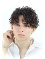 レイ(REI)&nbsp;センターパートツイスパ　京都/河原町/メンズカジュアル