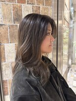 ピークアブー アヴェダ アトレ恵比寿(PEEK-A-BOO AVEDA) 大人可愛いミディアムレイヤーハイライトグレージュ20代30代