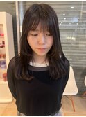セミロングレイヤーカット顔周りレイヤーダブルバング