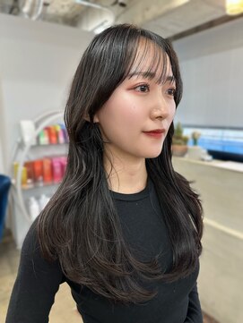 リラ バイ クオーレ(LIRA by CUORE) ～ひし形レイヤーカット～