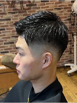 プルラヴィ 吉野ヶ里店(PulRavi) フェードカット