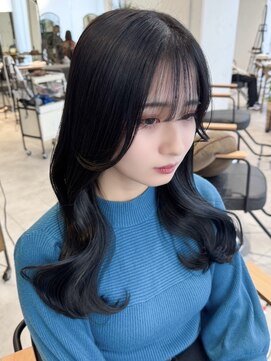 リアンバイアリュール(Lian by Allure) ブルーブラックレイヤーカット韓国巻き