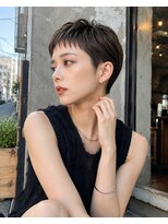 バグズ(Baguz)&nbsp;美シルエット大人ハンサム耳掛けベリーショート