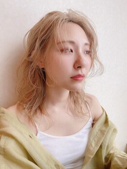 インスヘアー 梅田茶屋町(INCE HAIR)の写真/周りと差がつくデザインカラー♪あなたらしい“可愛い”を叶えます！梅田/茶屋町/ハイライト/ブリーチ