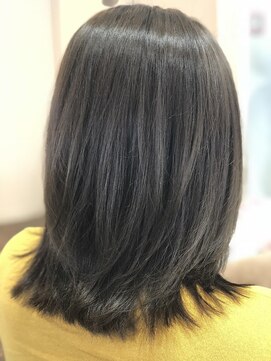 アリア トータルビューティー(Aria total beauty) イルミナグレージュカラー