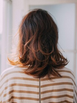 チェス(CHESS) フェミニンレイヤーミディ