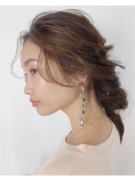 ロンプ(romp) ゆるっとあみおろしヘア