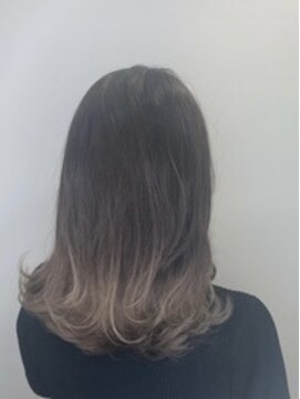 ルビナ 調布店(LViNA) グラデーションカラー