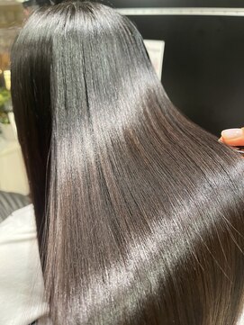 エミュスト(Emuest) 業界最高峰の髪質改善