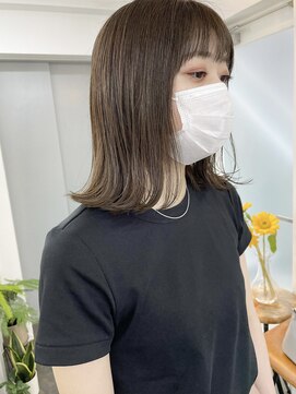 イコ 表参道原宿(ico) オリーブベージュ イルミナカラー 切りっぱなしボブ