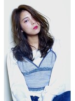 フラミューム 高崎(flammeum)&nbsp;くびレイヤーエモージュインナーグレージュ前髪ピンクベージュ