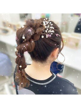 ヘアーメイク ティアラ(Hair make Tiara) 金箔アレンジ